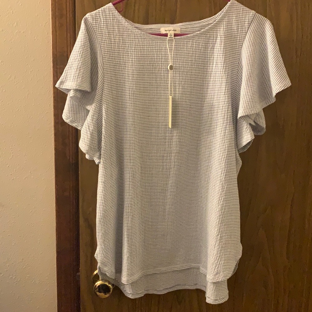 Max studio blouse NWT